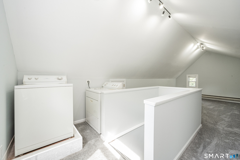 300 Hubbard Avenue - Photo 29