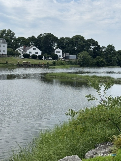 265 East Avenue - Photo 2