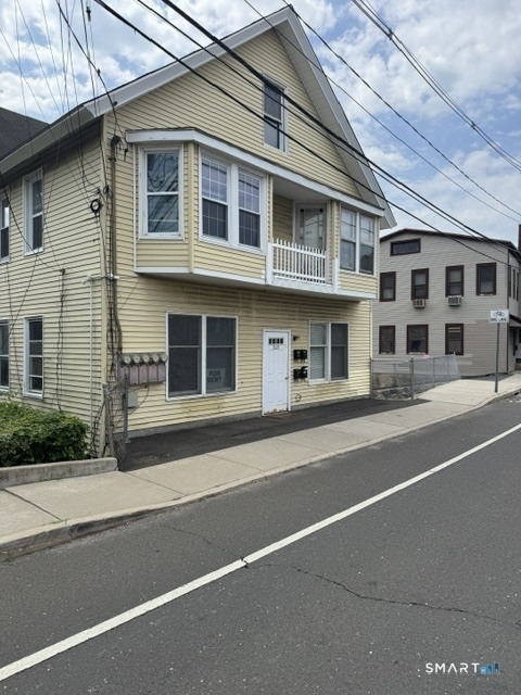 265 East Avenue - Photo 0