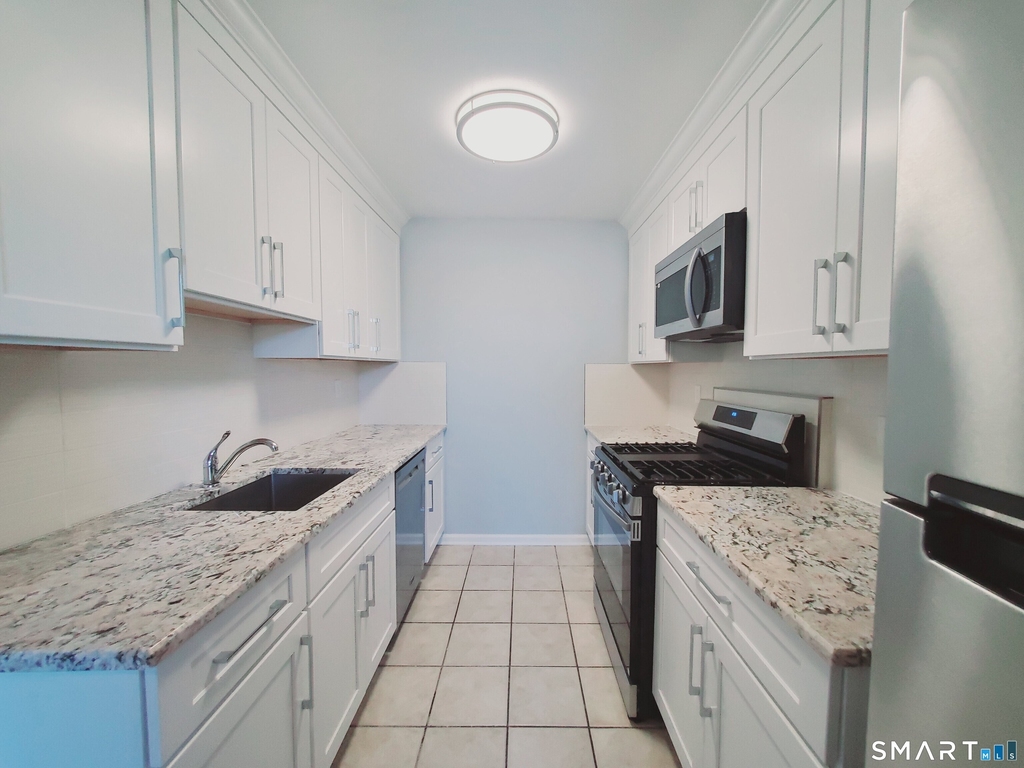 39 Glenbrook Road - Photo 1
