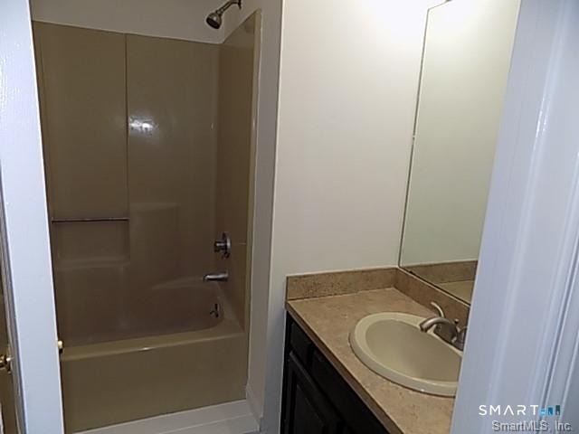 55 Mill Plain Road - Photo 5