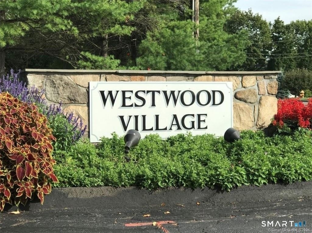 55 Mill Plain Road - Photo 0