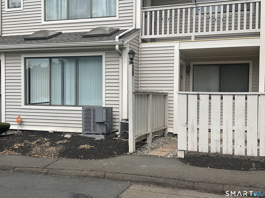 471 Whalley Avenue - Photo 1
