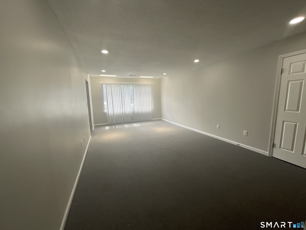 471 Whalley Avenue - Photo 12