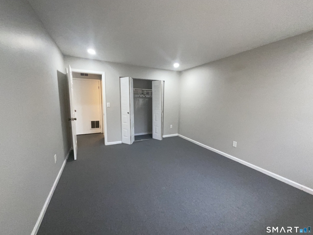 471 Whalley Avenue - Photo 4