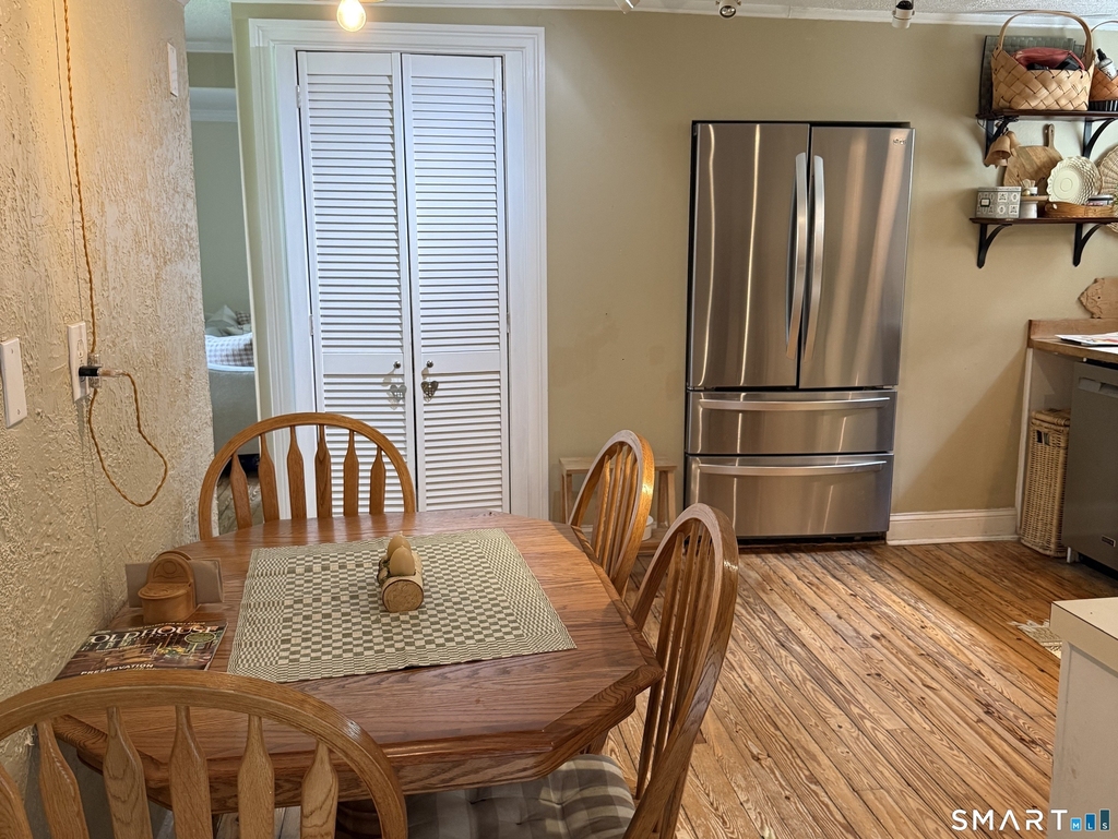 252 B Norwalk Road - Photo 3