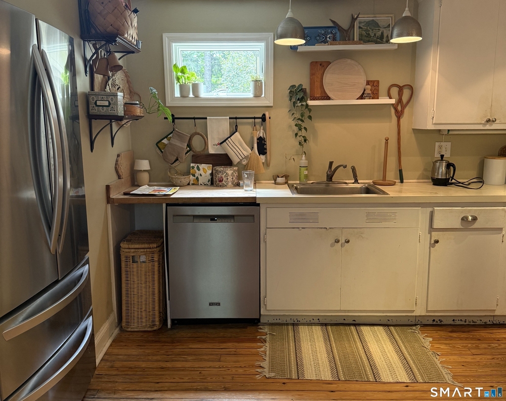 252 B Norwalk Road - Photo 5