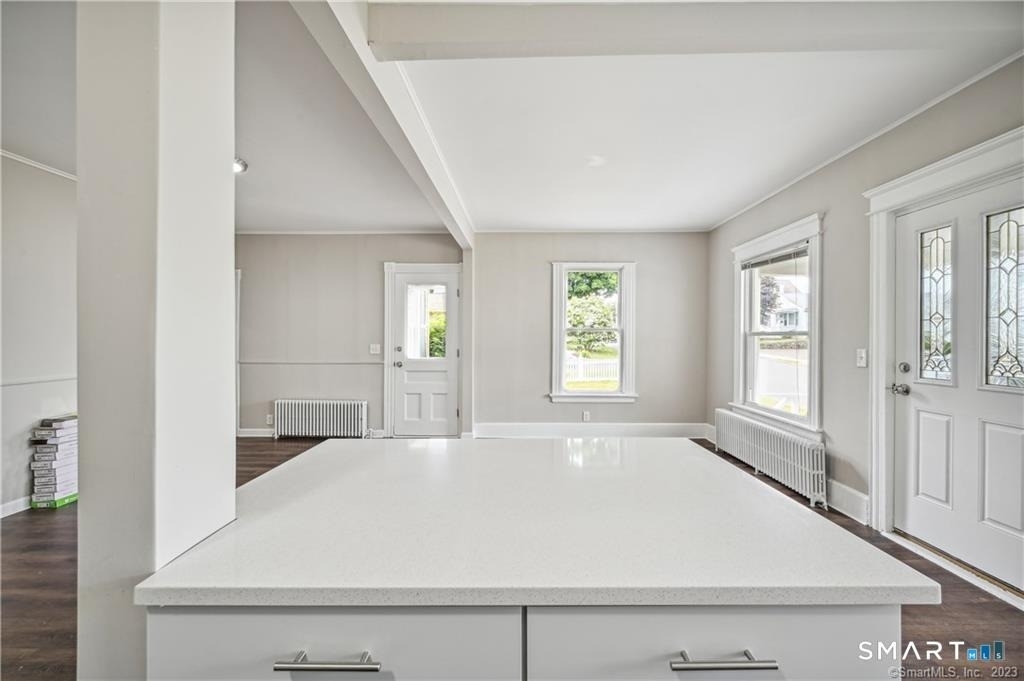 98 Brook Street - Photo 8