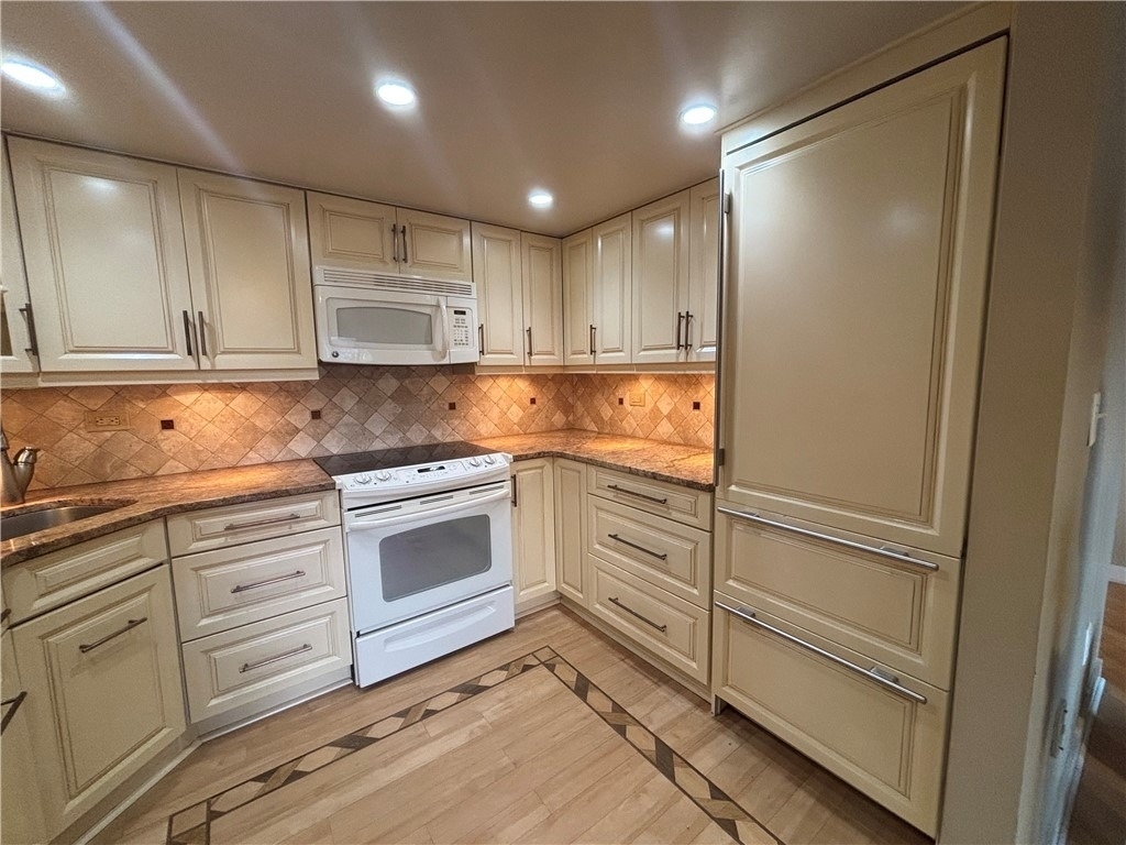 1 Trimont Ln - Photo 4