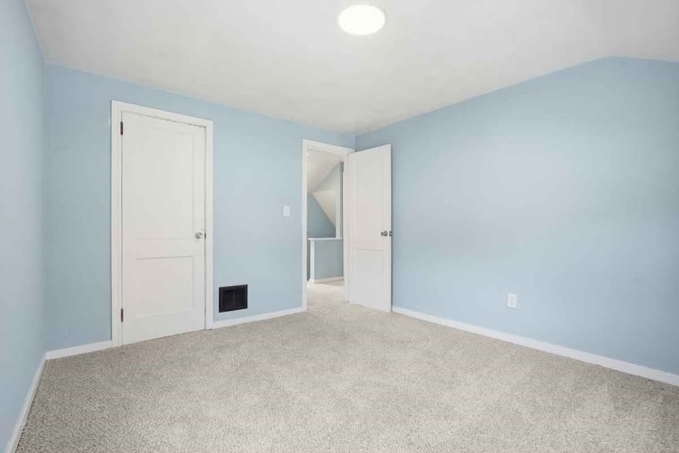 1219 Circle Dr - Photo 4