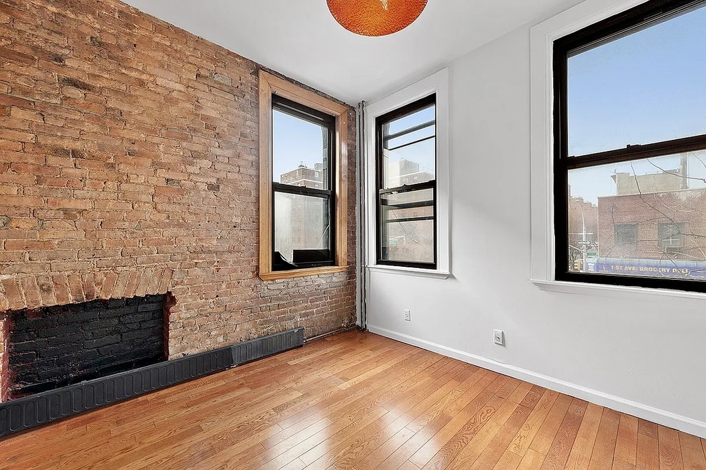 401 East 115th Street - Photo 1