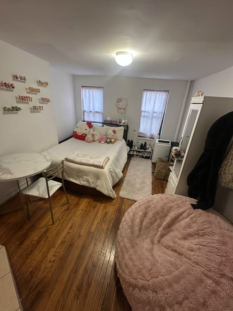 200 Allen Street - Photo 1