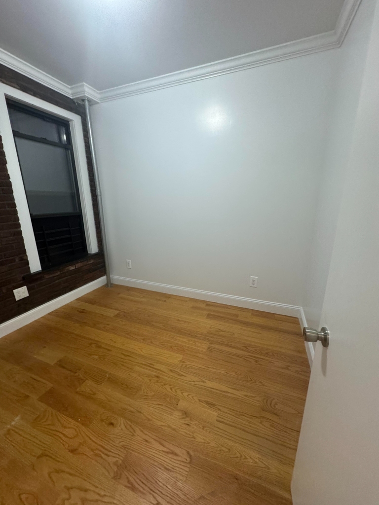 541 West 144th Street - Photo 8