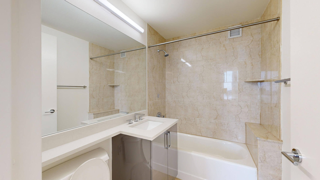 10 Hanover Square - Photo 4