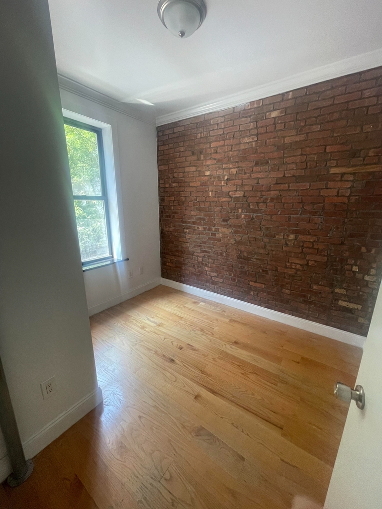 541 West 144th Street - Photo 6