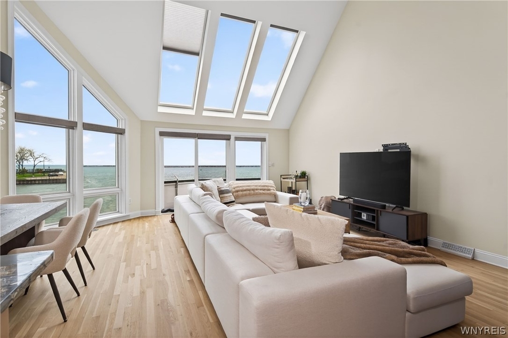 36 Harbour Point - Photo 5