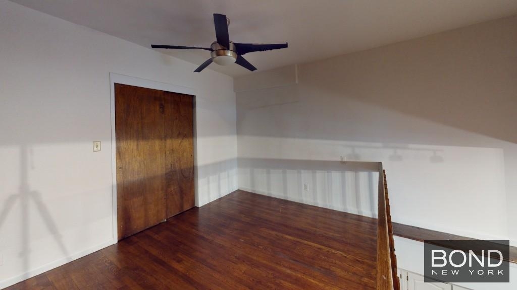East 88th Street - Photo 2