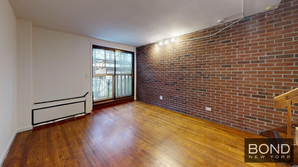 East 88th Street - Photo 1