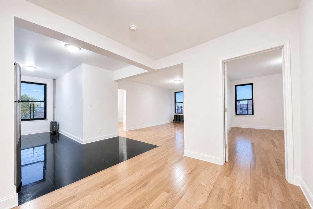1803 Riverside Drive - Photo 0