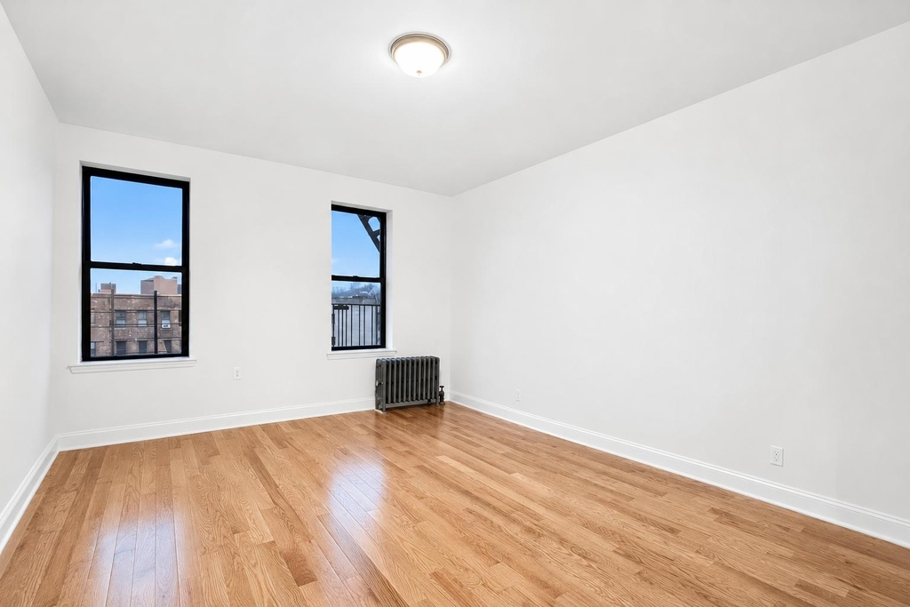1803 Riverside Drive - Photo 7