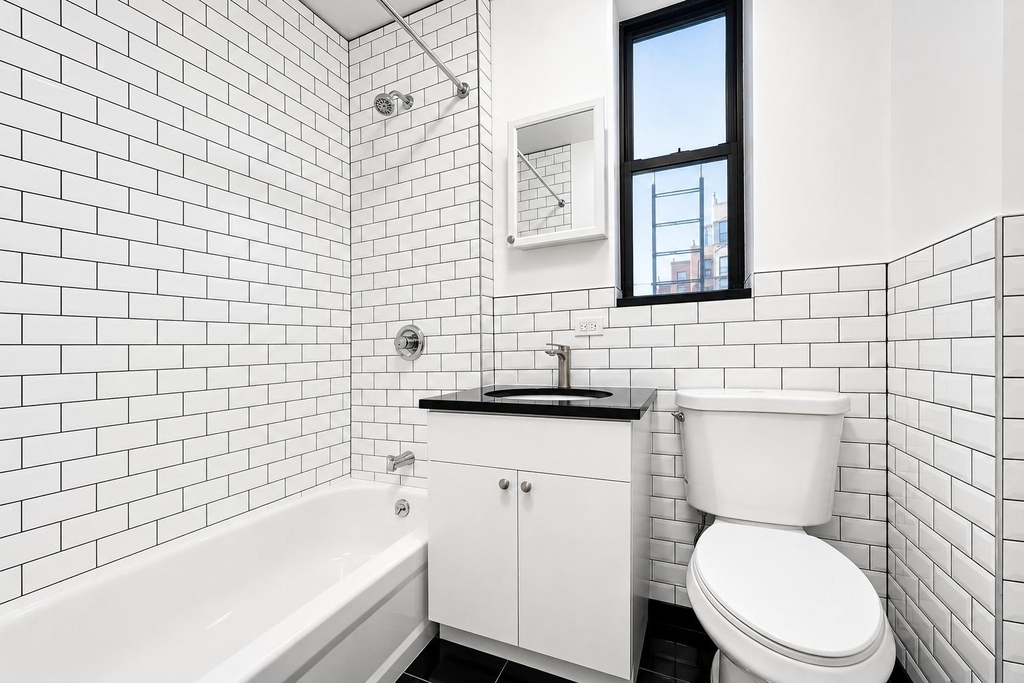 1803 Riverside Drive - Photo 9