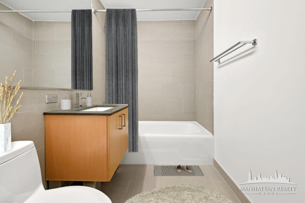 Spruce Street - Photo 7