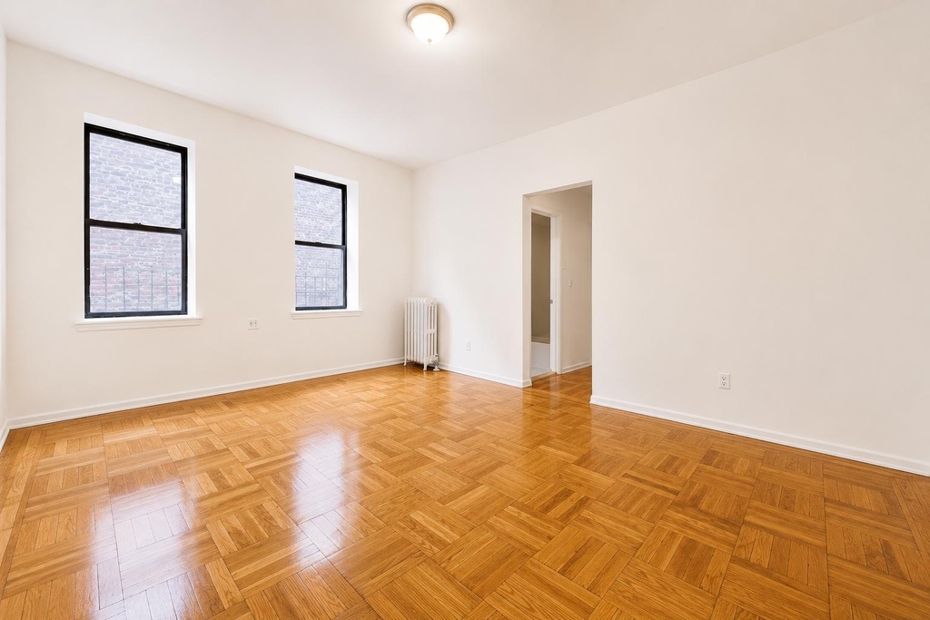 1803 Riverside Drive - Photo 1