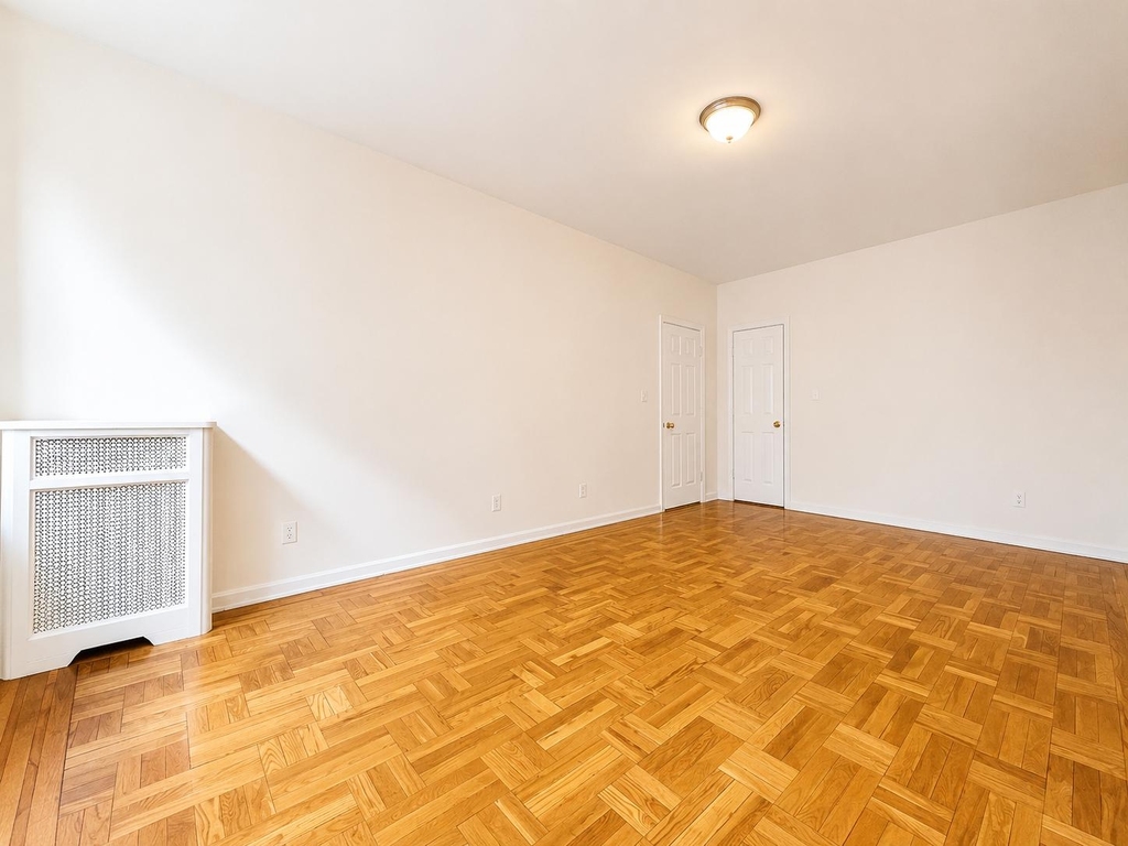 1803 Riverside Drive - Photo 7
