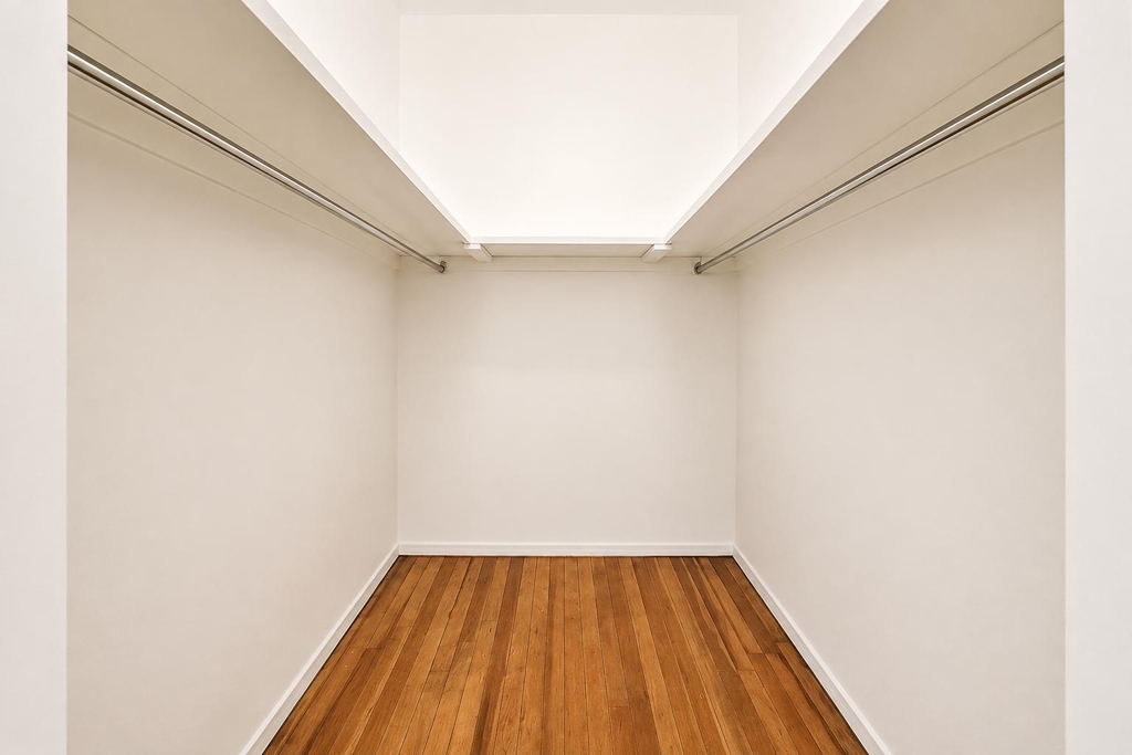 1803 Riverside Drive - Photo 8