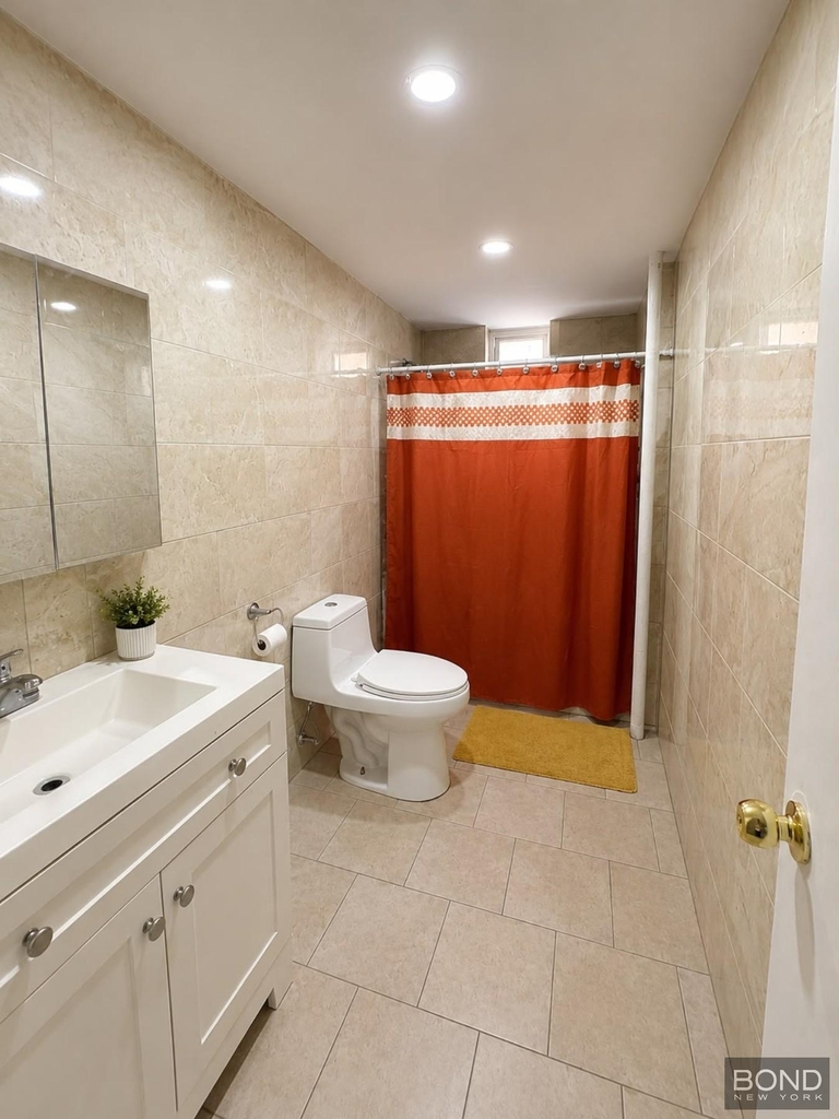140 East 51st Street - Photo 6