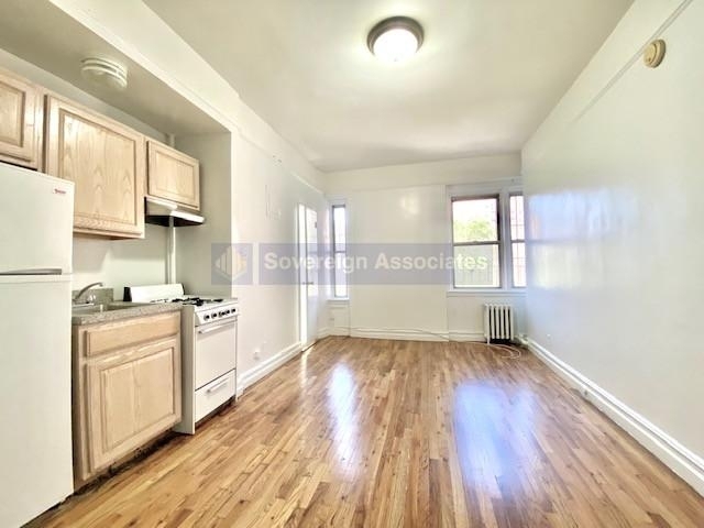 936 West End Avenue - Photo 0