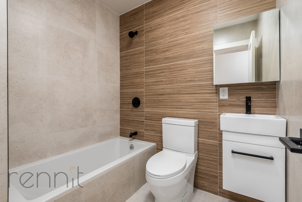 123 8th Avenue - Photo 5