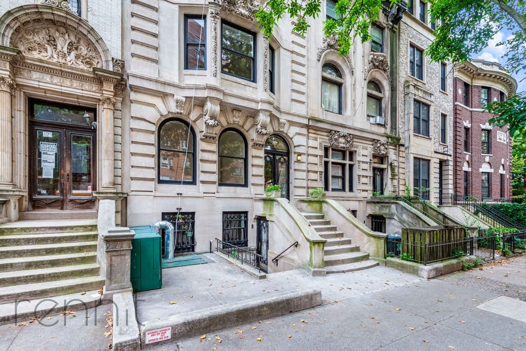 123 8th Avenue - Photo 7