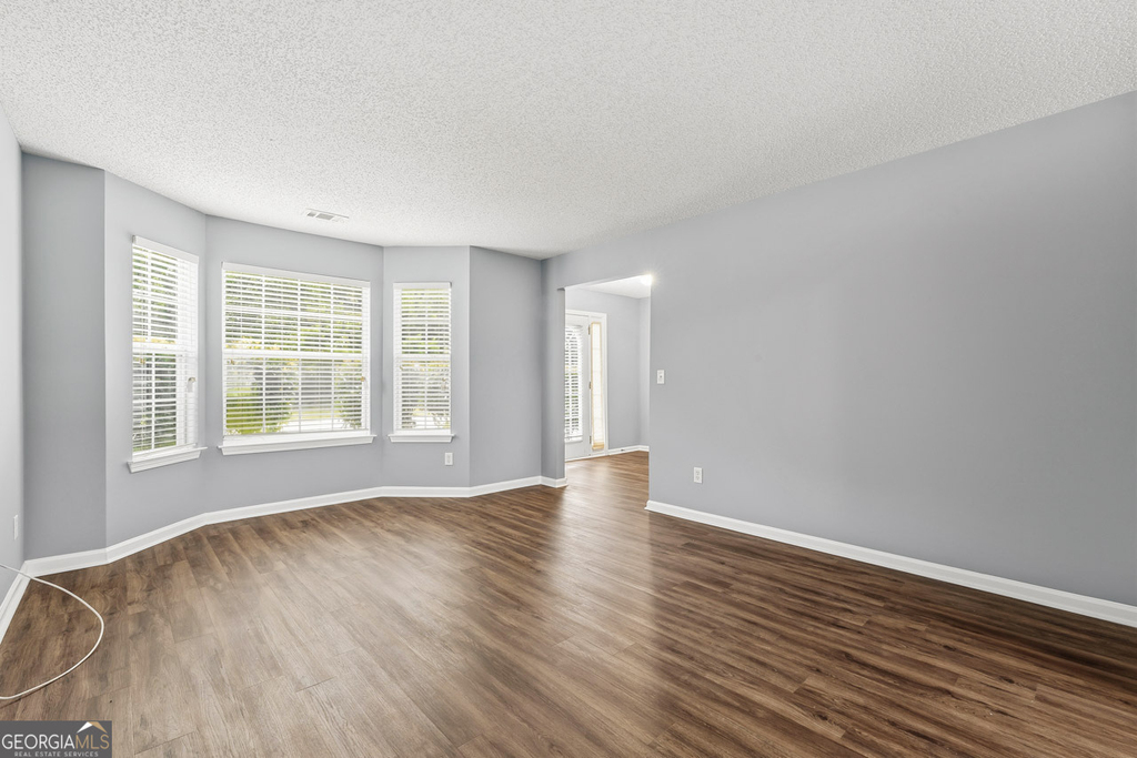 11925 Spring Lake Way - Photo 4