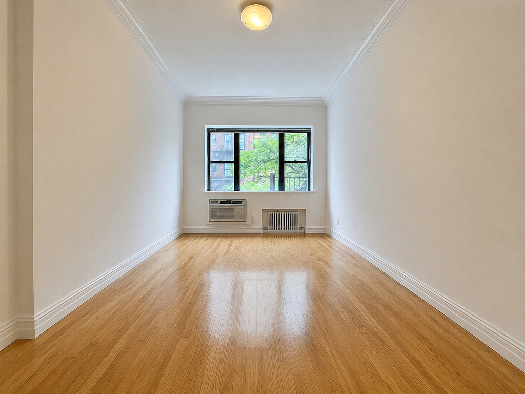 East 84th Street - Photo 0