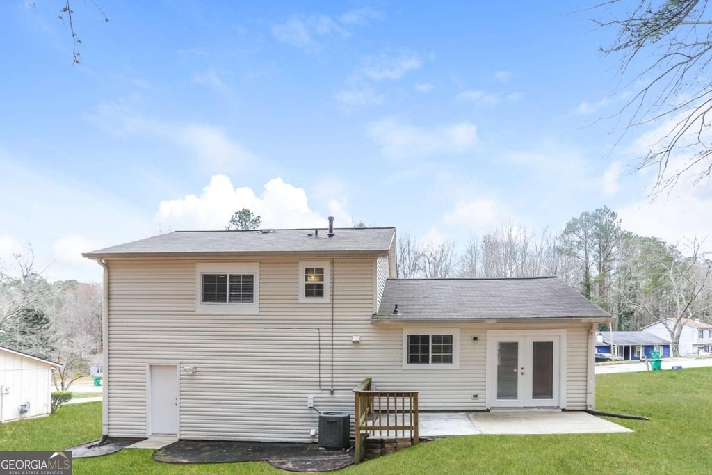 4981 Galbraith Circle - Photo 14