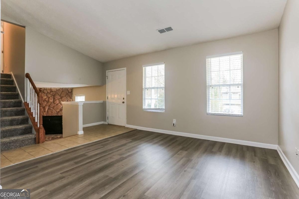 4981 Galbraith Circle - Photo 7