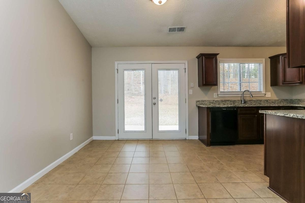 4981 Galbraith Circle - Photo 4