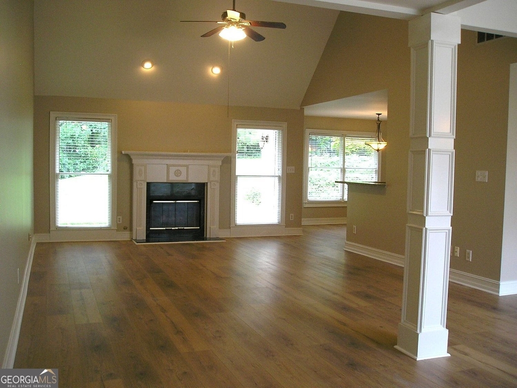 2830 The Terraces Way - Photo 2