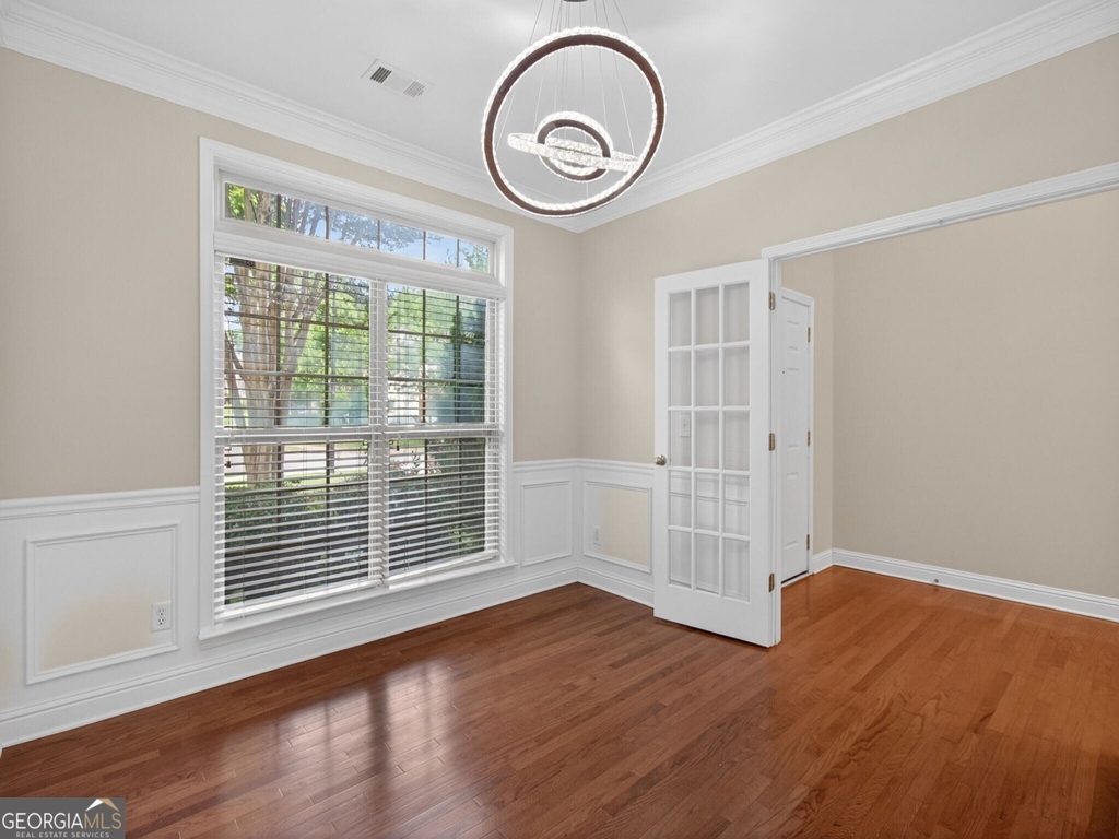 2935 Whitfield Avenue - Photo 8