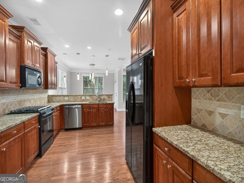 2935 Whitfield Avenue - Photo 22