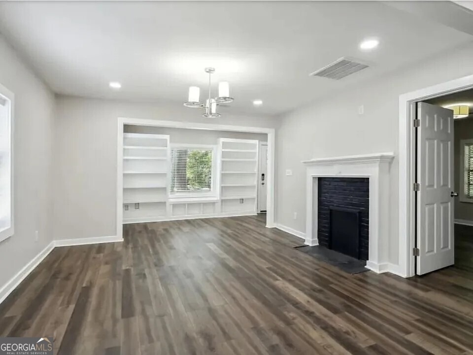 1295 Mcclure Avenue - Photo 3
