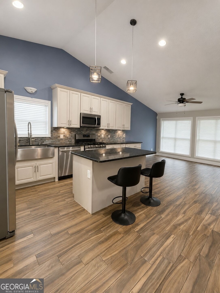 7061 N Shore Drive - Photo 3