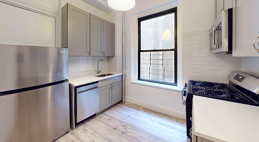 West 77th Street - Photo 2