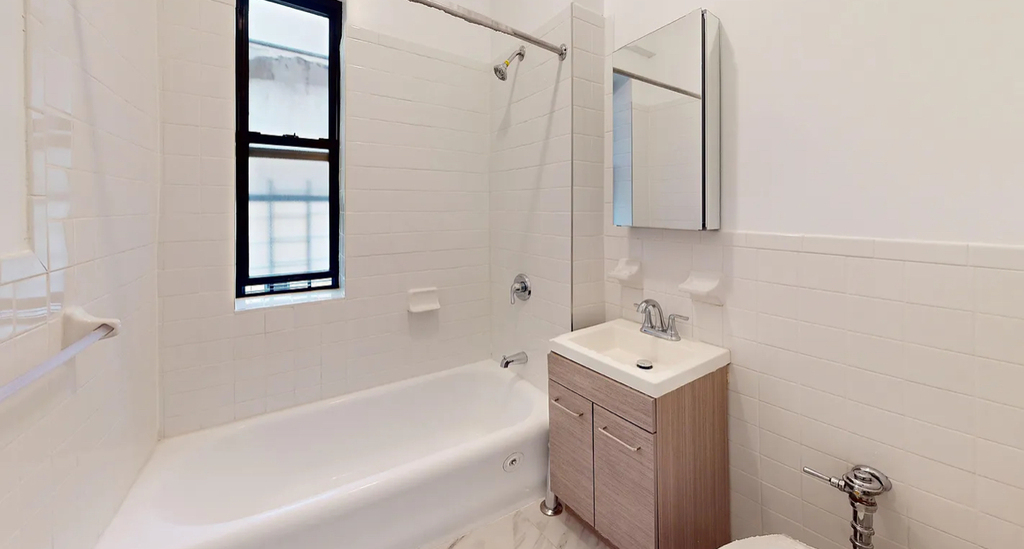 West 77th Street - Photo 7