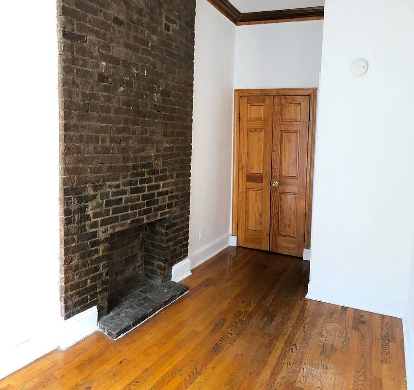 Hudson Street - Photo 5