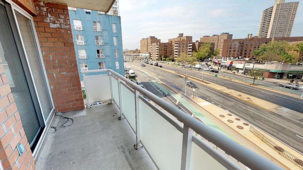 102-02 Queens Blvd - Photo 16