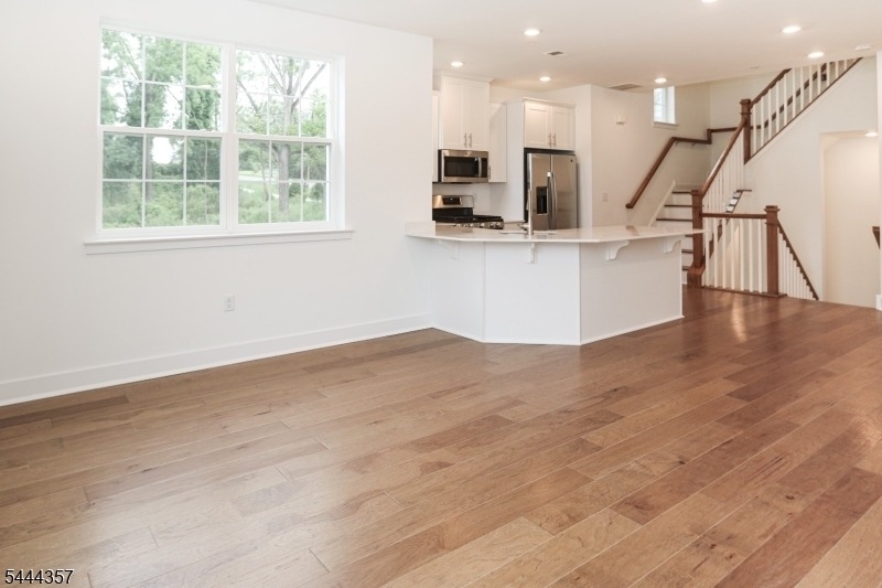 71 Veterans Way - Photo 6