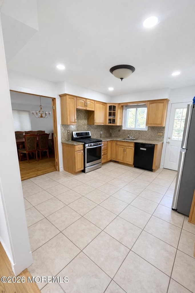 1111 Madison Avenue - Photo 4