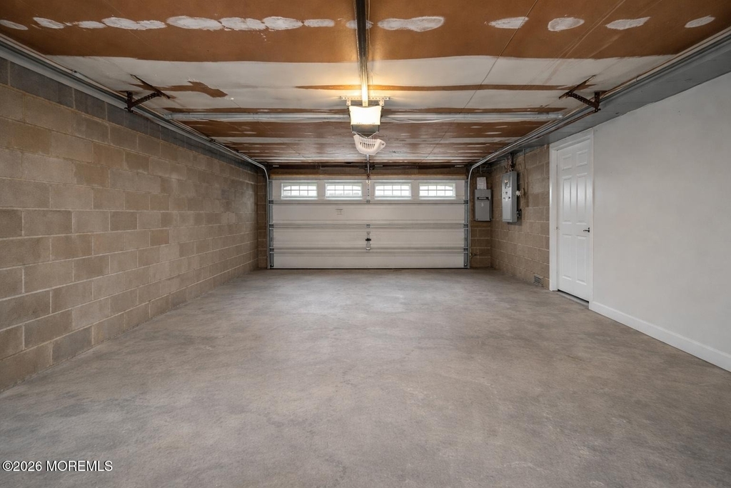 1111 Madison Avenue - Photo 16